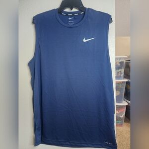 New NWT Nike blue tank men's size M